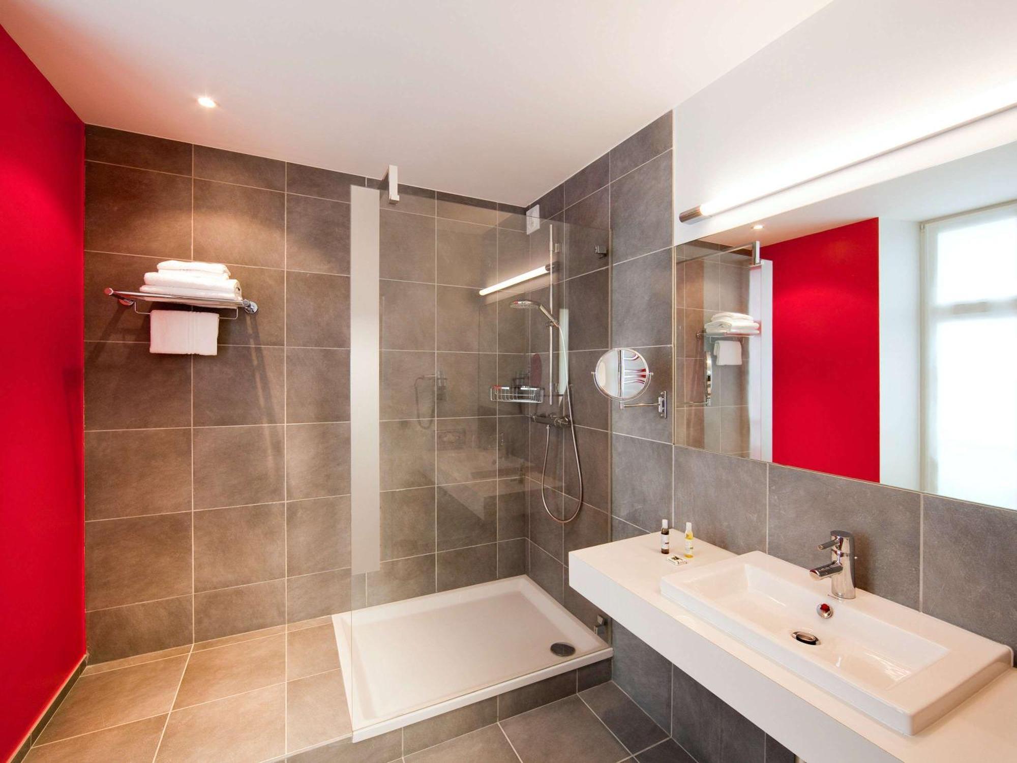 Hôtel Mercure Vittel Extérieur photo